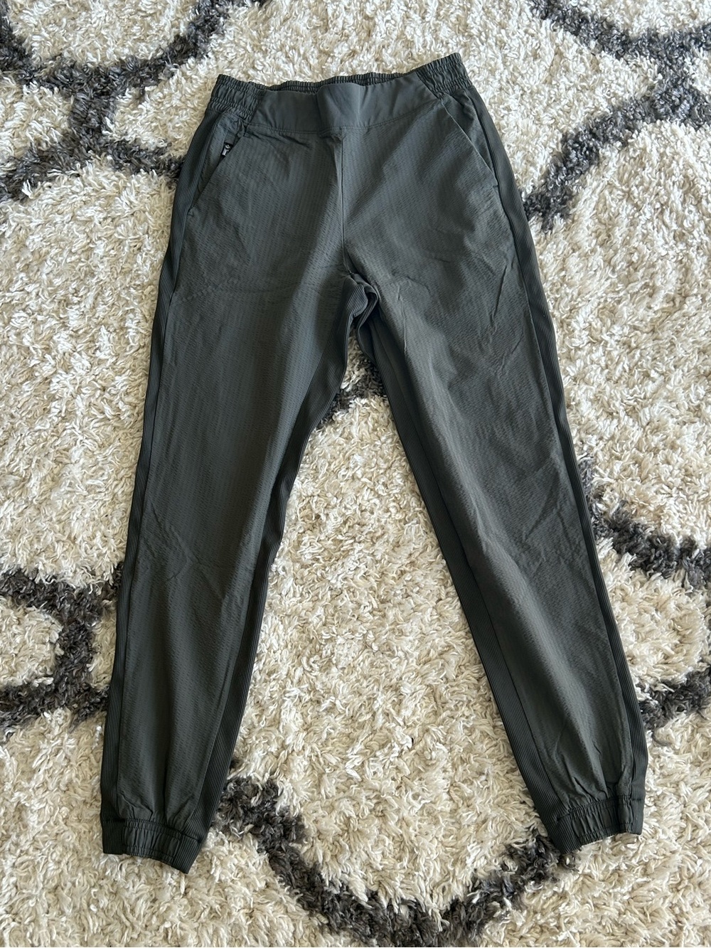 Athleta Pants Green Women Sz 2 Textured Brooklyn Jogger Sleek Light Travel Chic